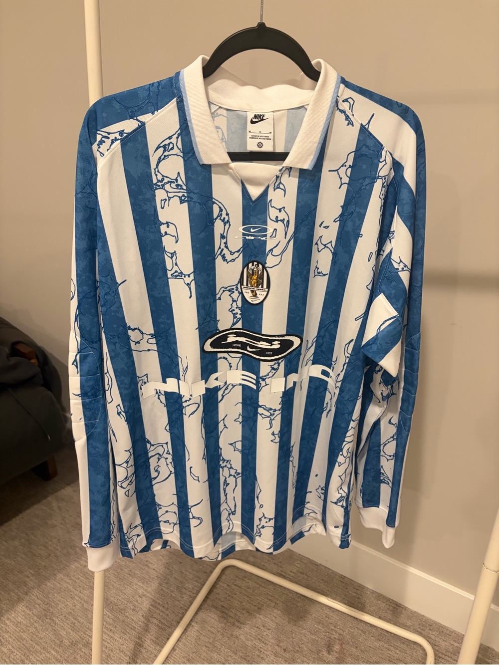 Nike Unique Blue / White Striped Long Sleeve Soccer Jersey - never been worn